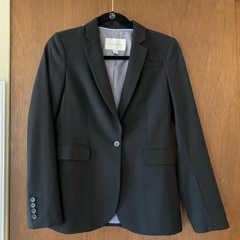 Banana Republic blazer size 2 black